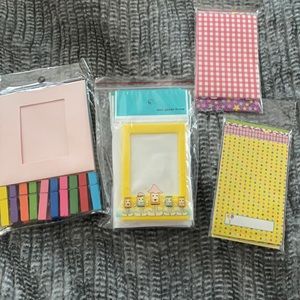 Stationary Photo Frames Set